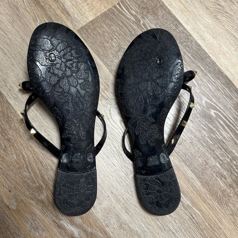 Steve Madden — Jelly sandals